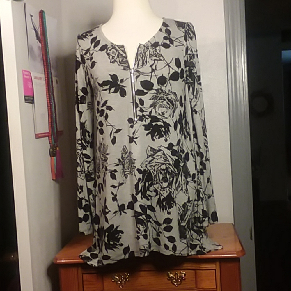 Kate & Mallory Zip Front Tunic